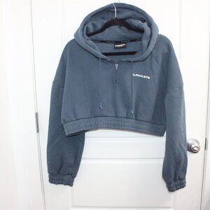 Alphalete Classic Capital Crop Hoodie Size Medium Blue